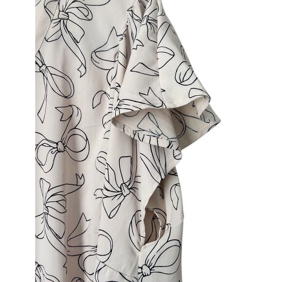 Torrid Top Size 2X Georgette Keyhole Flutter Short Sleeve Pretty Bows Blouse - Picture 5 of 13